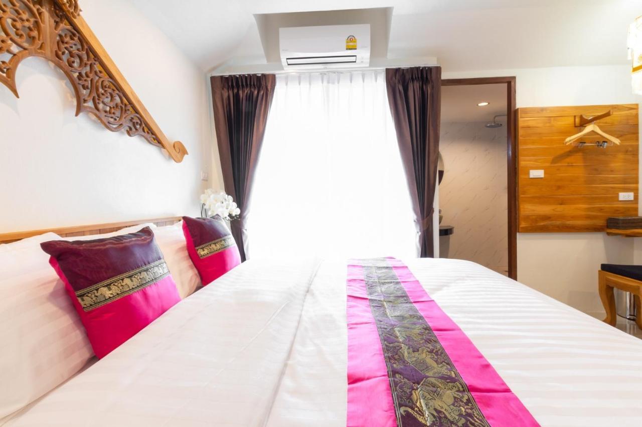 Anumat Premium Budget Hotel Chiang Mai Bagian luar foto